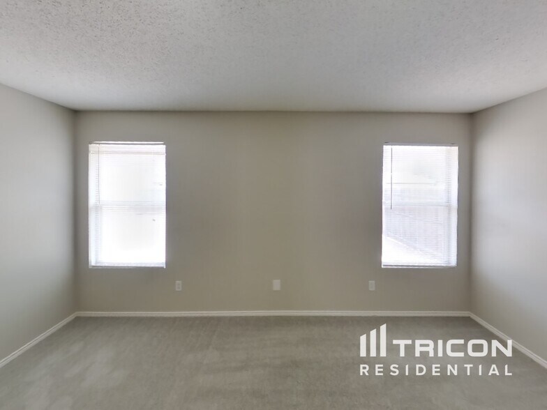 Building Photo - 304 Blairwood Dr