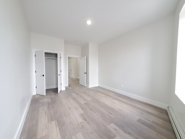 Unit 2 - 1716 John F Kennedy Blvd