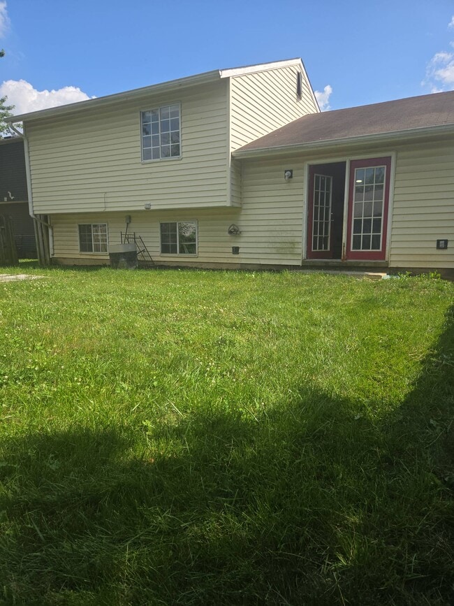 Building Photo - 11042 Amburg Ct