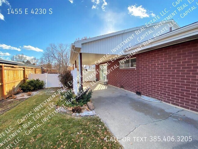 Building Photo - 1455 E 4230 S