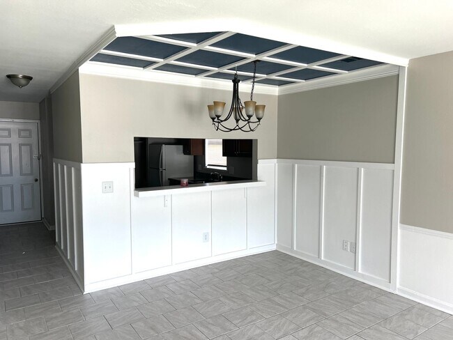 Building Photo - Available Now! Two-bedroom Duplex in Socas...