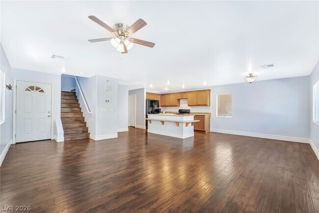 Building Photo - 367 Dogleg Dr