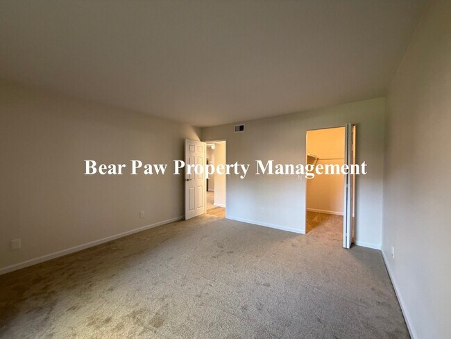 Building Photo - New Lower Price on this Great One Bedroom ...