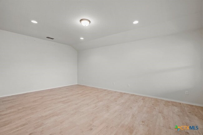 Building Photo - 2269 Kiskadee Dr
