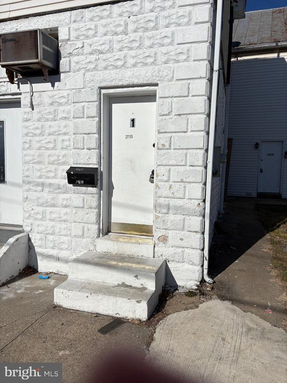 Building Photo - 2715 Hammonds Ferry Rd