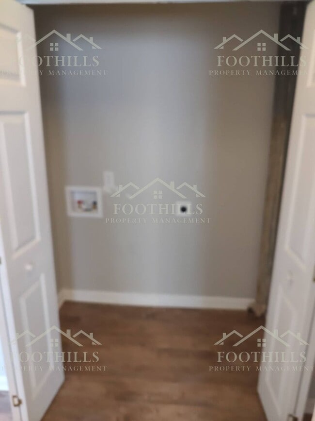 Building Photo - 3-Bedroom Rental Near Anderson University