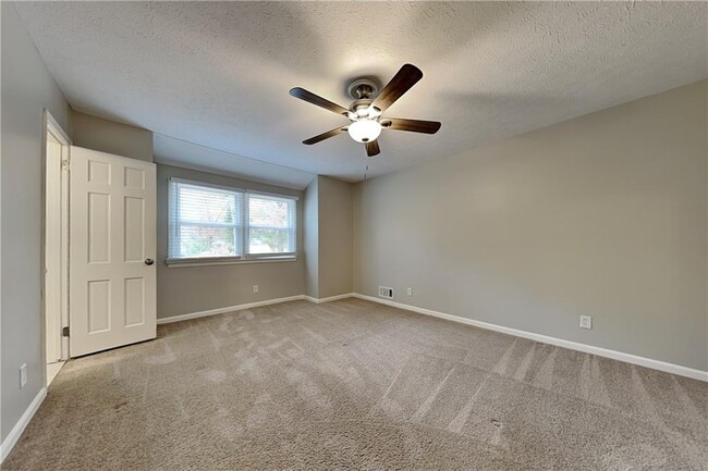 Building Photo - 2779 Lanier Dr