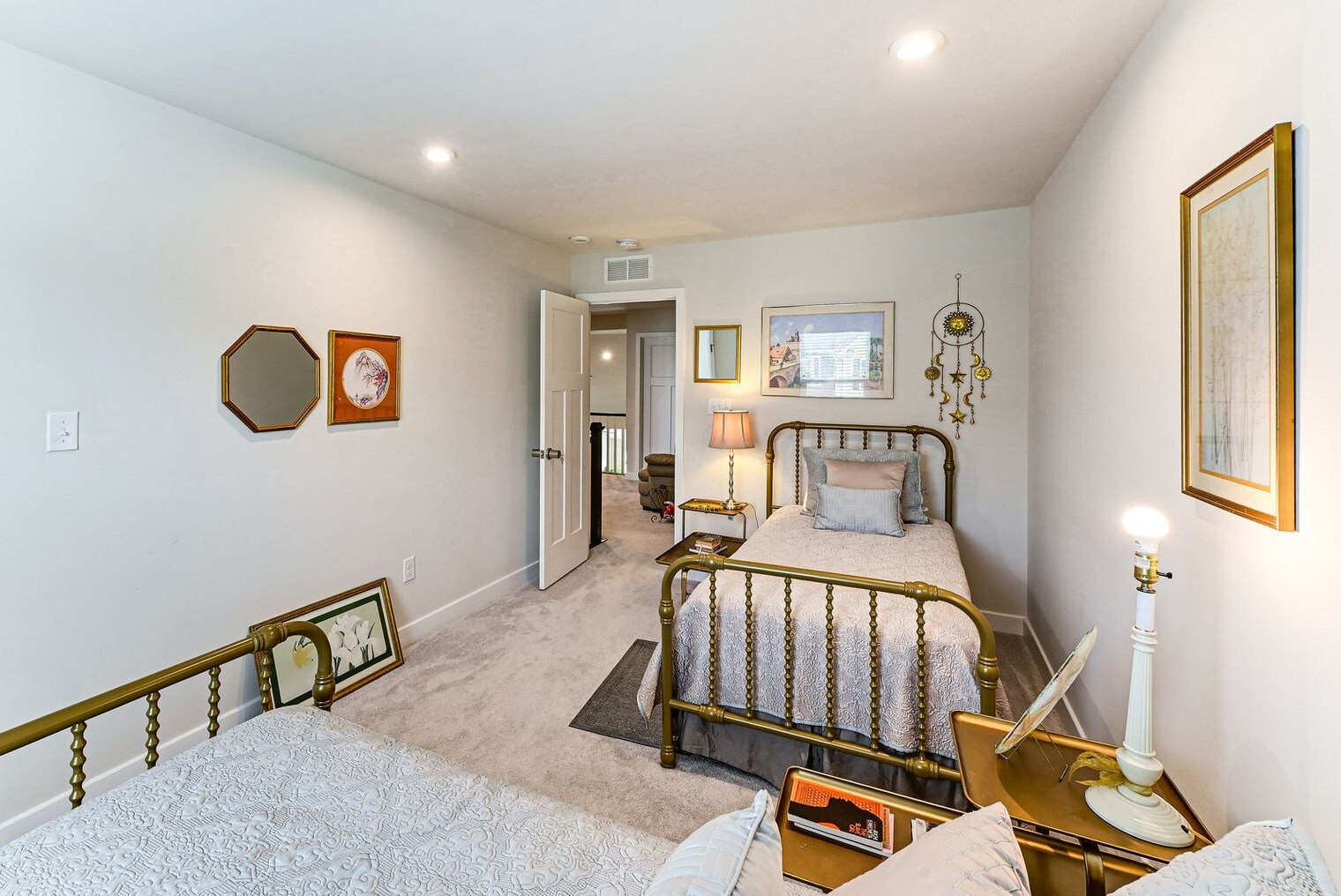 Building Photo - 18013 Seaview Ln