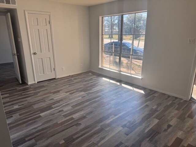 Building Photo - 2903 Clarksville St