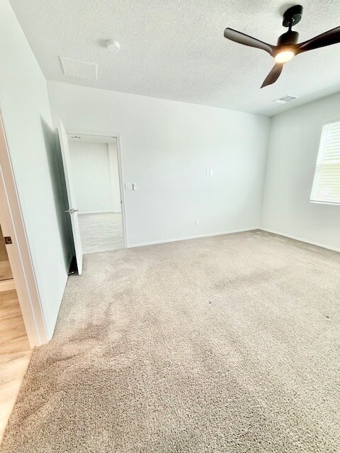 Building Photo - 6113 Strand Loop SE