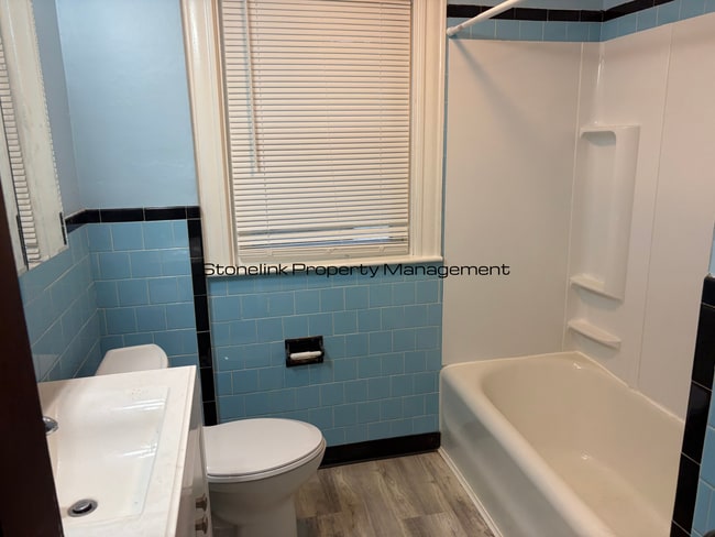 Building Photo - Newly Renovated Single Family Home For Ren...