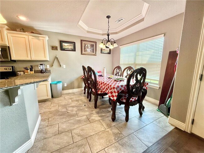 Building Photo - 1140 Willow Oak