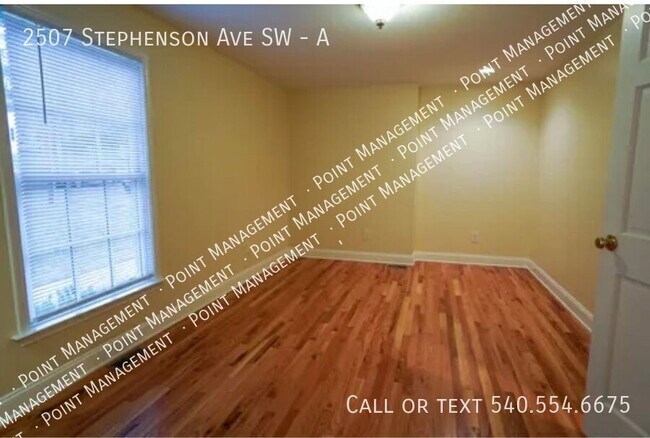 Building Photo - 2507 Stephenson Ave SW