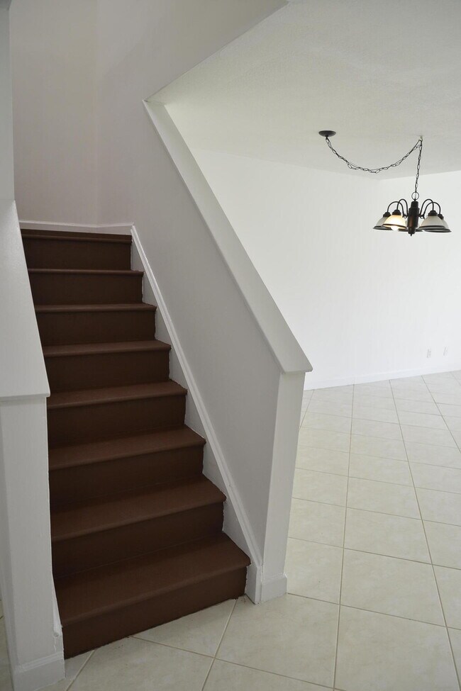 Building Photo - 3344 Alba Cir