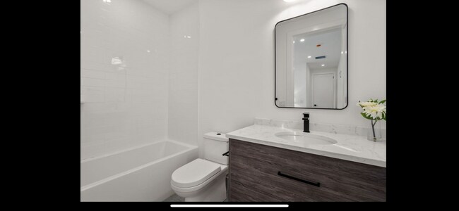 Building Photo - 28 Newtonville Ave