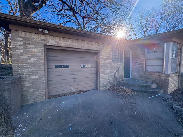 Building Photo - 1431 W Chestnut St