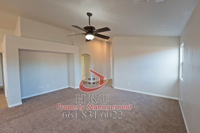 Building Photo - SW-Bakersfield  features 4 bed 2 bath with solar panels