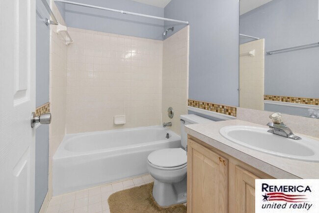 Building Photo - 45189 Horseshoe Dr