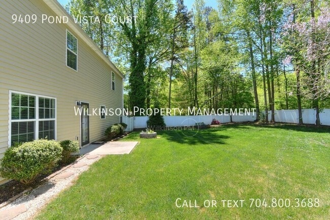 Building Photo - 9409 Pond Vista Court
