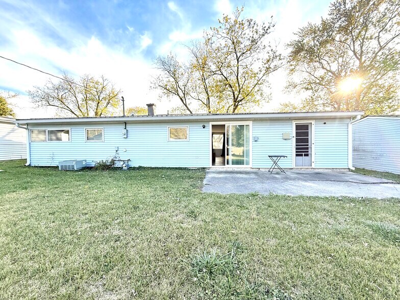 Building Photo - 2626 Corvalis Ave