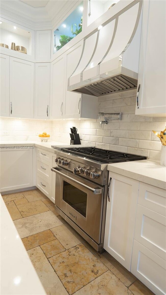 Building Photo - 959 Eve St