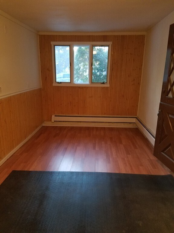 Building Photo - 19 Muriel Rd