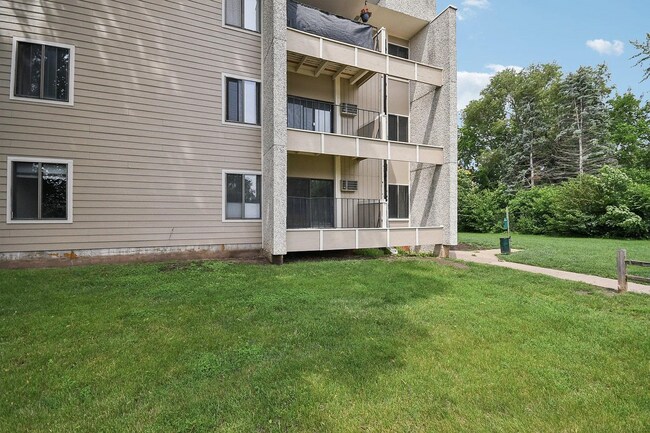 Building Photo - 4110 Rahn Rd