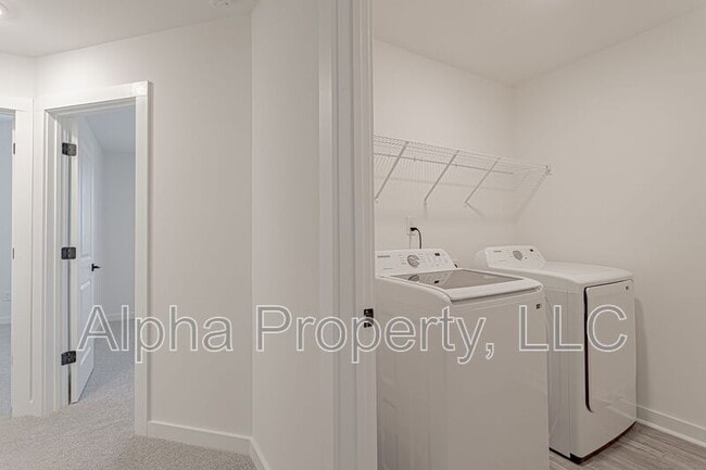 Building Photo - 1451 Darrowby Wy