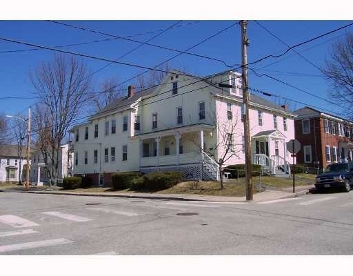Building Photo - 44 School St