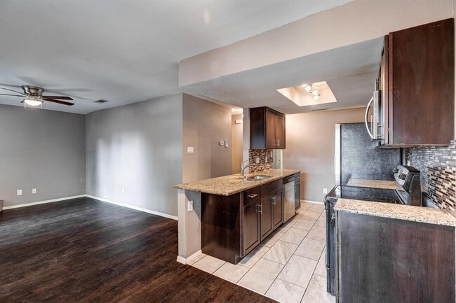 Building Photo - 5404 Atascosa Dr