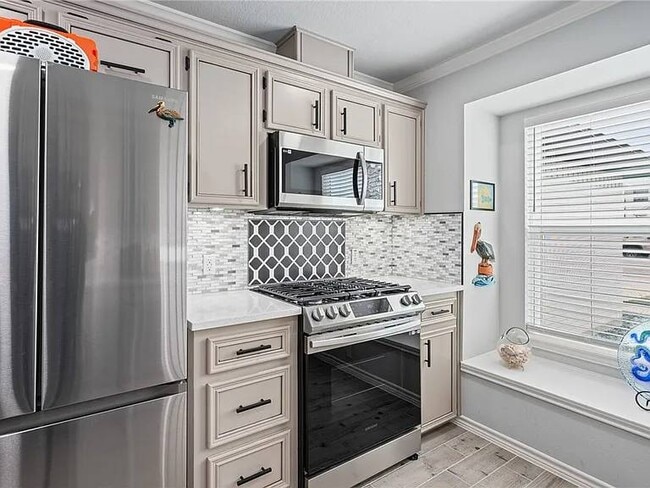 Building Photo - 1814 Seine Dr