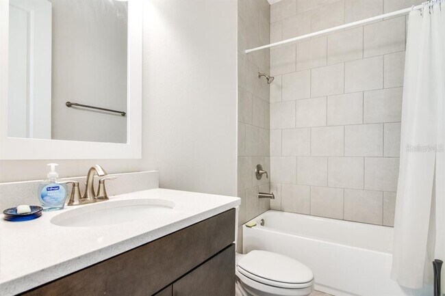 Building Photo - 3439 Norman Lewis Aly