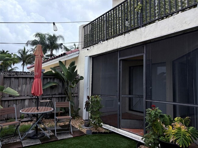 Building Photo - 2513 San Remo Cir