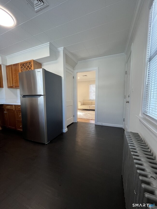 Building Photo - 54 McMullen Ave