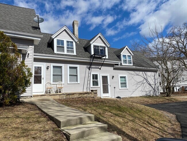 Building Photo - 38 Summer St