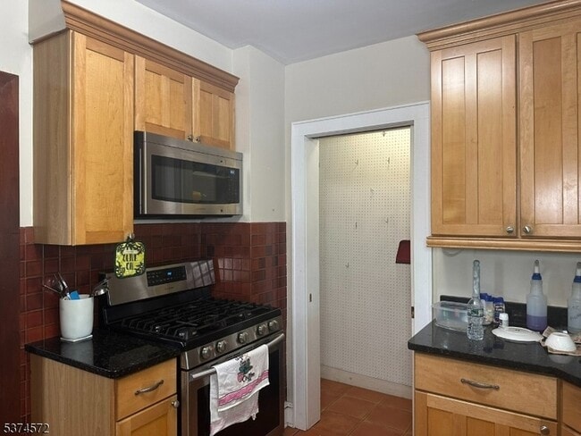 Building Photo - 90 Washington St