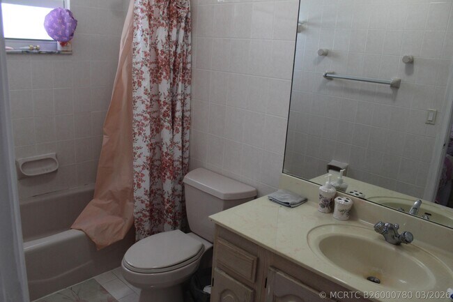 Building Photo - 13847 Geranium Pl