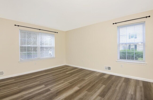 Building Photo - 11 Coral Tree Ct