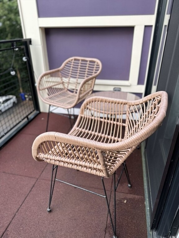 Building Photo - 34 Dix St