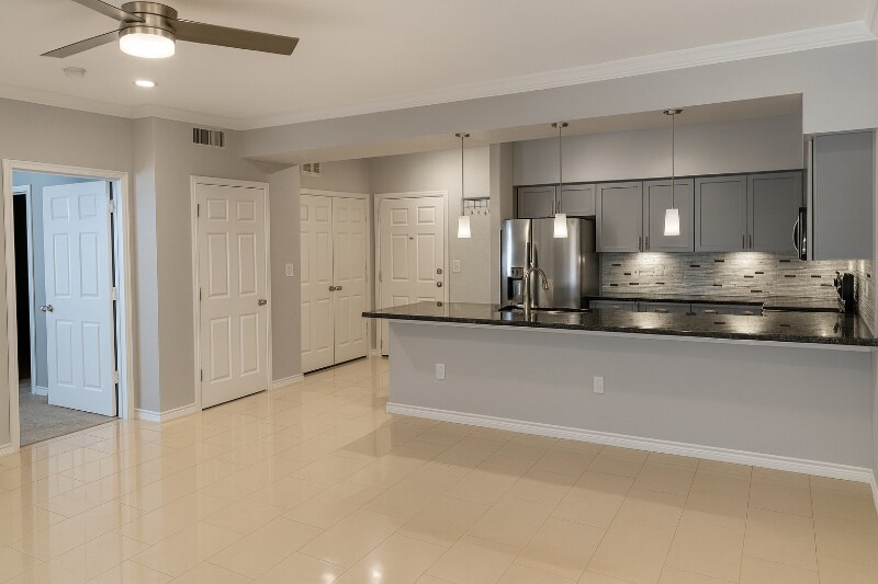 Building Photo - 3102 Kings Rd