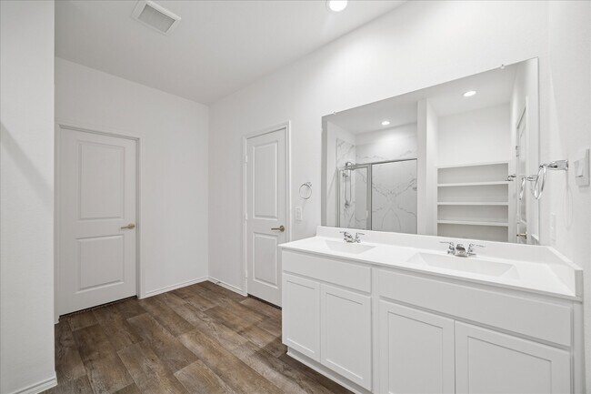 Building Photo - 2938 Bur Lndg Ln