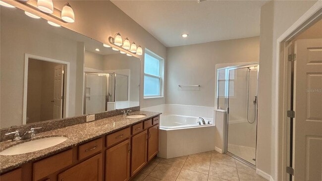 Building Photo - 14153 Dove Hollow Dr