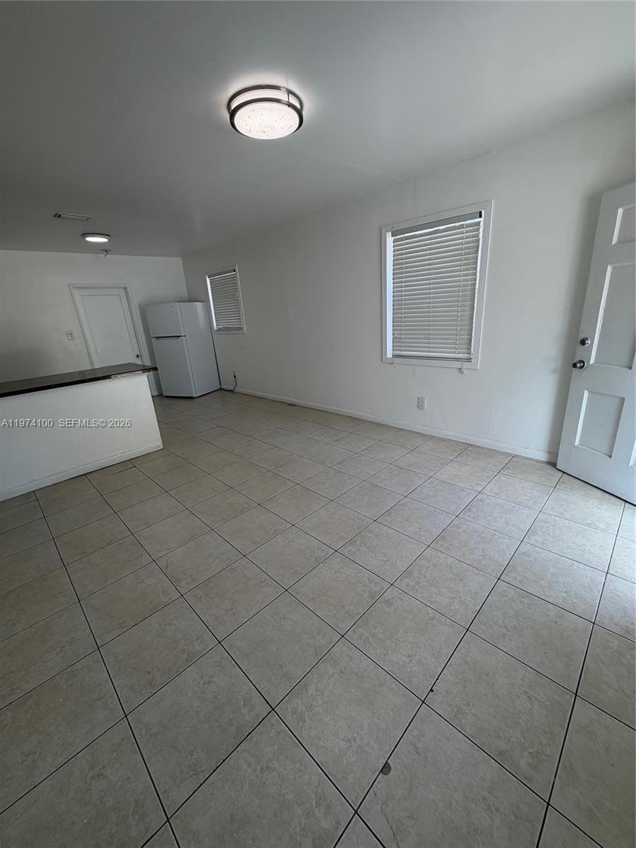 Building Photo - 6400 SW 58th Pl