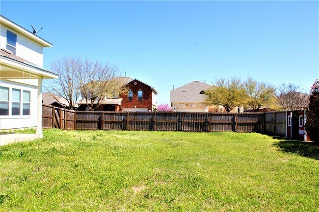 Building Photo - 1301 Knippa Cove