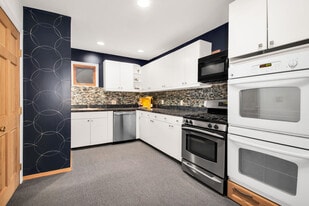 Building Photo - 680 Belmont Ave