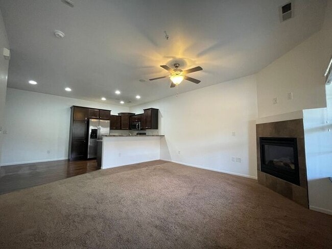 Building Photo - $2,100 | 3 Bedroom, 2.5 Bathroom Town Home | Pets Allowed | Available for August 1st Move-In!
