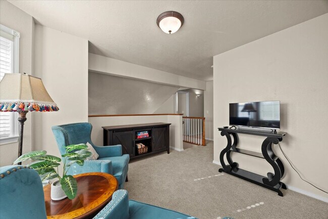 Building Photo - 1102 Heckathorn Pl