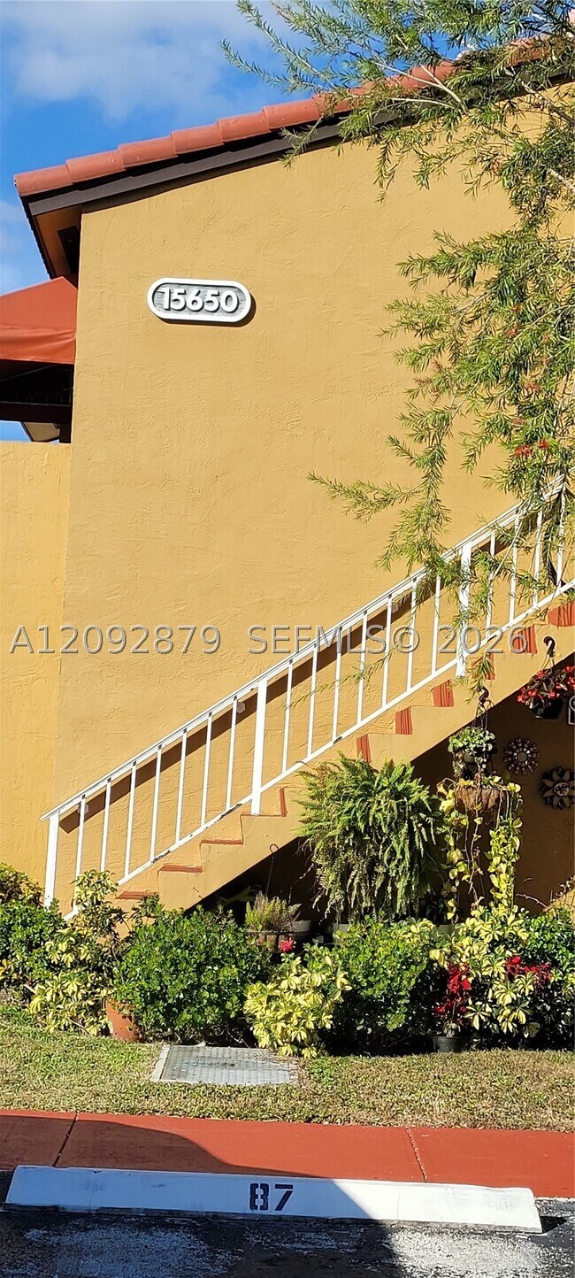 Building Photo - 15650 SW 80th St