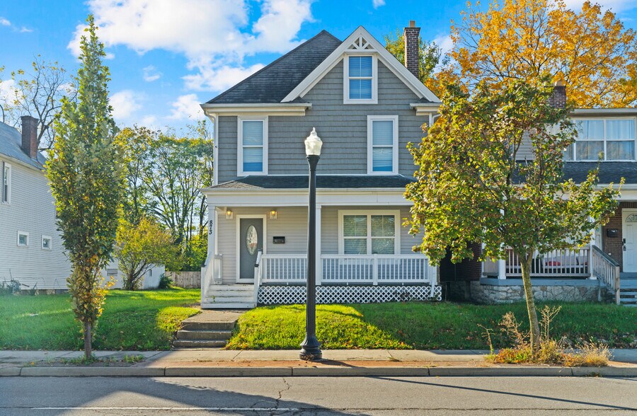 Building Photo - 873 E Livingston Ave