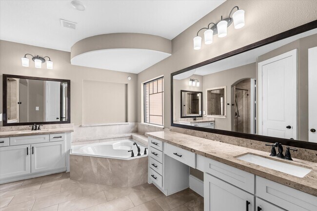 Building Photo - 14731 Breyana Park Ln